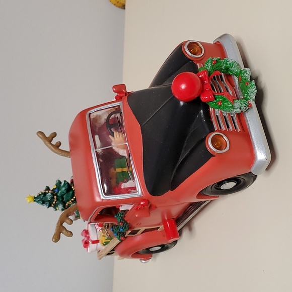 CHRISTMAS READY?!  Musical Santa's Red Pick-up Truck by Roman, Inc. circa 2011 - Picture 1 of 8
